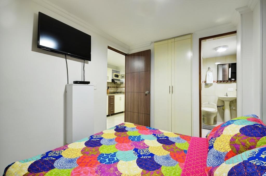 Apartamentos Amoblados Jg De La 70 Medellin Ngoại thất bức ảnh