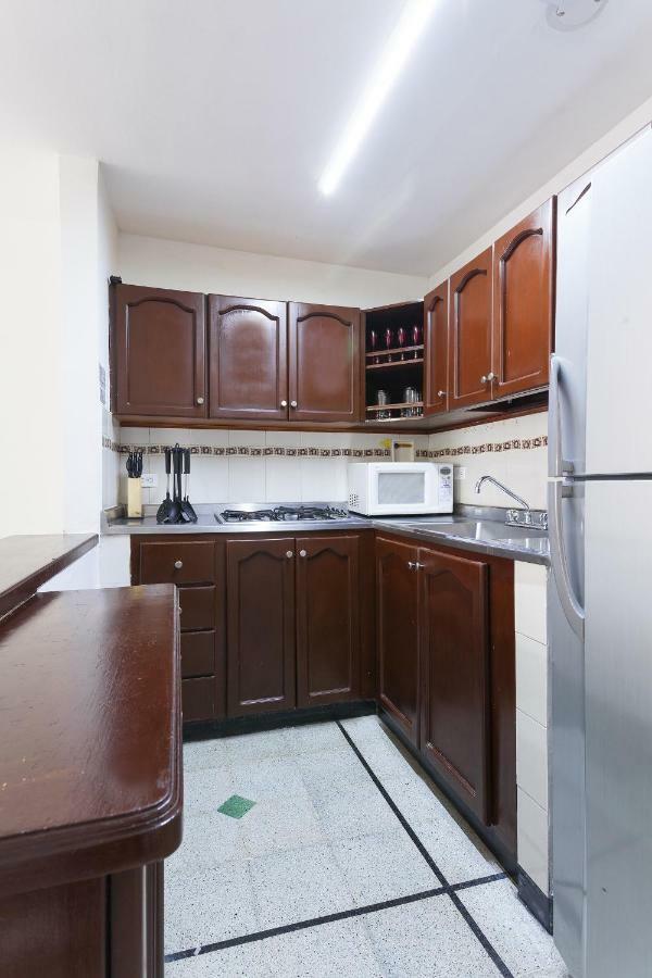 Apartamentos Amoblados Jg De La 70 Medellin Ngoại thất bức ảnh
