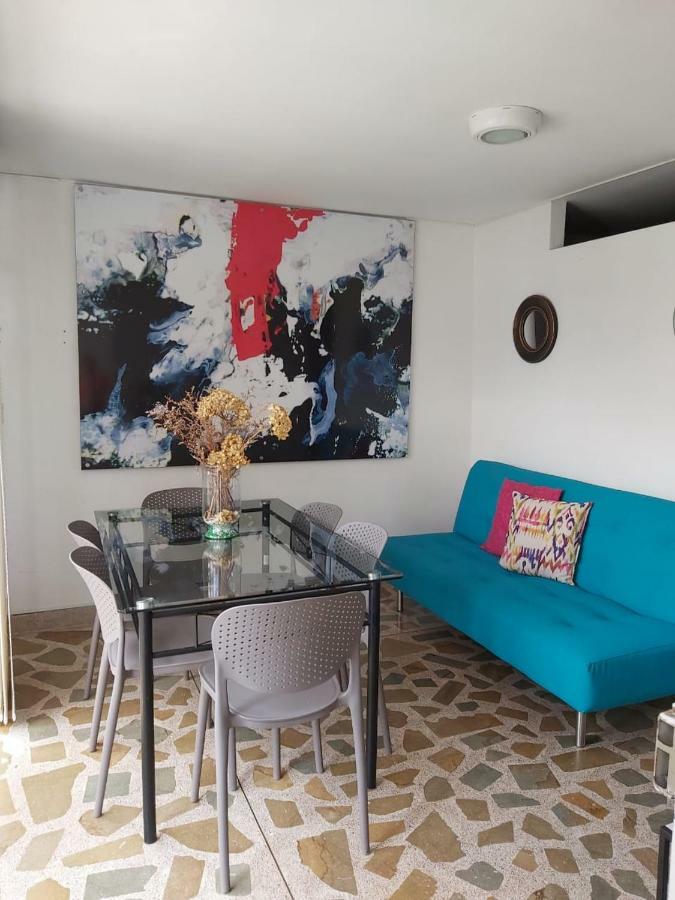 Apartamentos Amoblados Jg De La 70 Medellin Ngoại thất bức ảnh